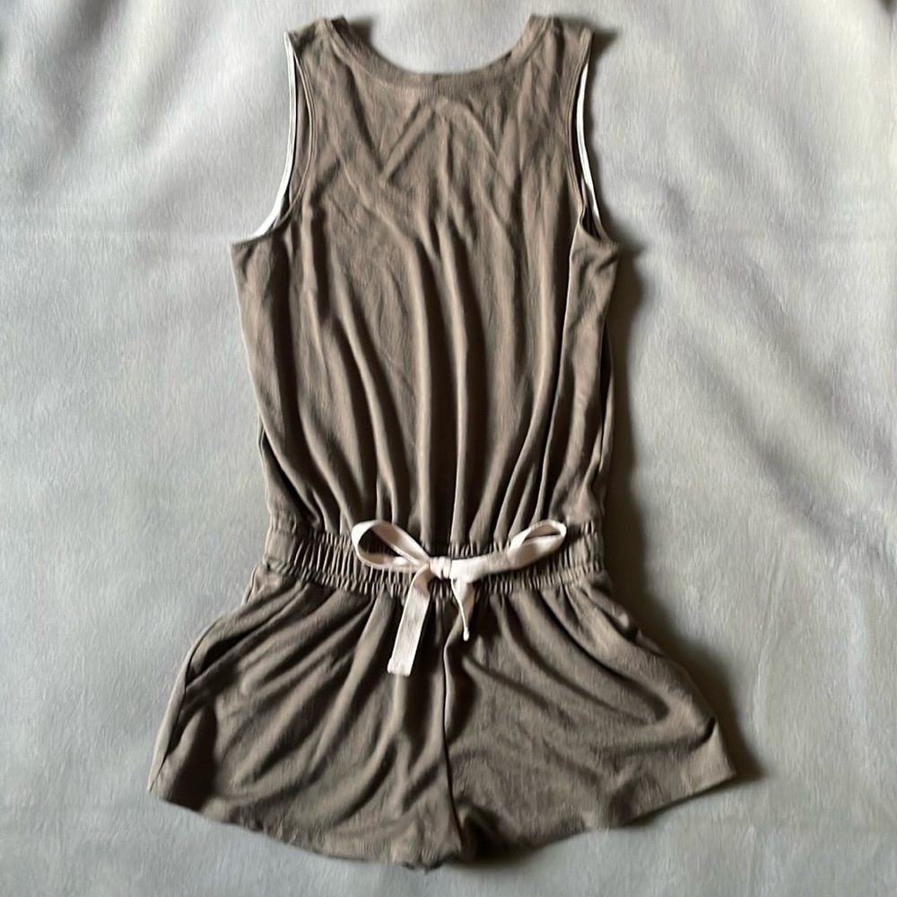 Wilfred/Aritzia Romper